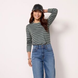 Evereve Peyton Snap Cuff Tee – Size Small